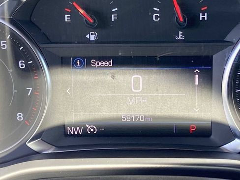 Used 2023 GMC Acadia SLE w/ Driver Convenience Package FWD image 8