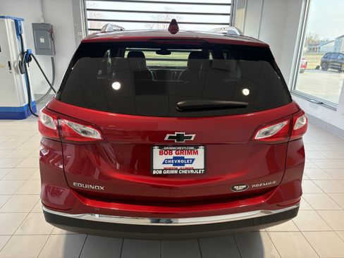 Used 2020 Chevrolet Equinox Premier image 4