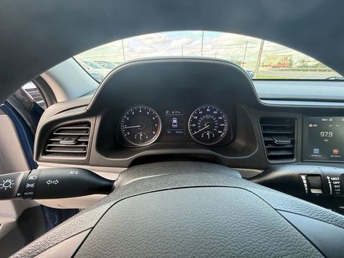 Used 2019 Hyundai Elantra SEL image 17