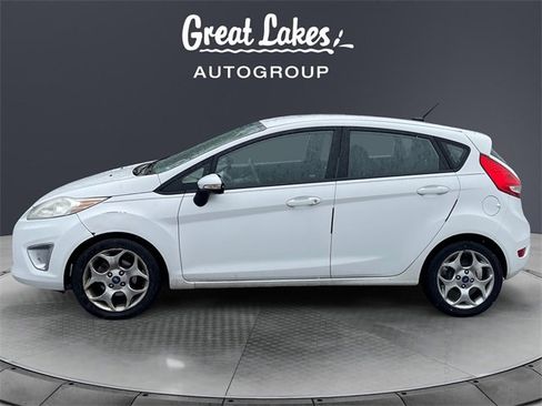 Used 2012 Ford Fiesta SES image 2