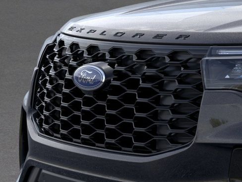 Used 2026 Ford Explorer ST-Line AWD/4WD image 17