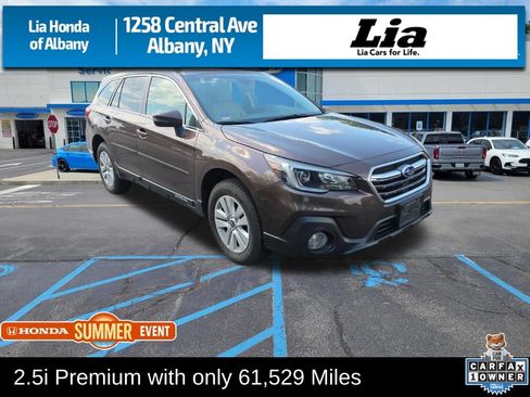 Used 2019 Subaru Outback 2.5i Premium AWD/4WD image 1