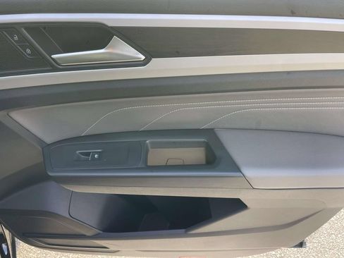 Used 2023 Volkswagen Atlas SE FWD image 10