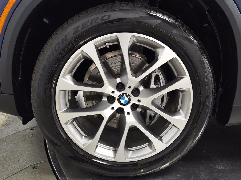 Used 2026 BMW X5 xDrive40i w/ Premium Package AWD/4WD image 13