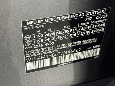 Certified 2026 Mercedes-Benz GLB 250 4MATIC image 38