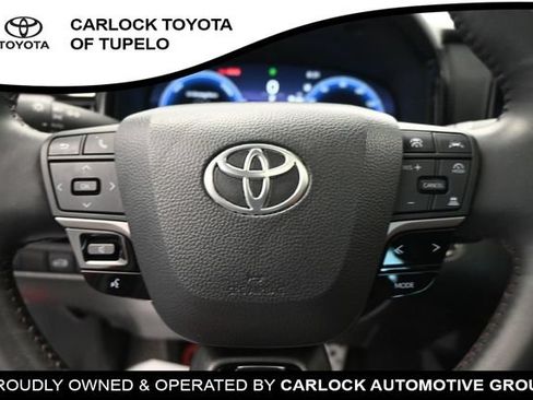 Used 2025 Toyota Camry XSE FWD image 20
