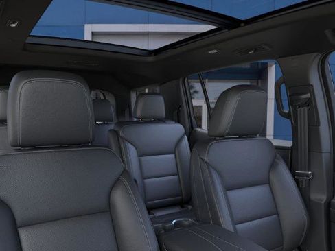 New 2026 Chevrolet Traverse LT FWD image 48
