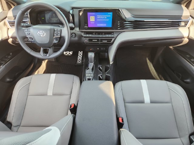 Used 2025 Toyota Camry SE w/ Convenience Package FWD image 23