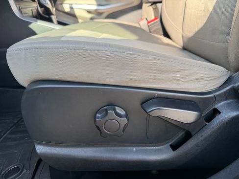 Used 2021 Ford EcoSport SE image 13