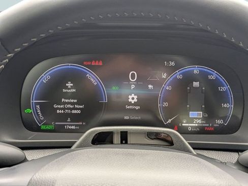 Used 2024 Toyota Crown Limited w/ Advanced Technology Package image 33