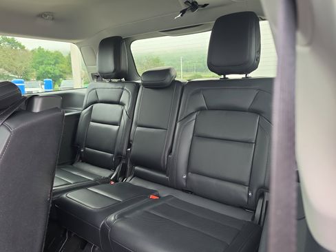 Used 2026 Lincoln Navigator Reserve AWD/4WD image 16