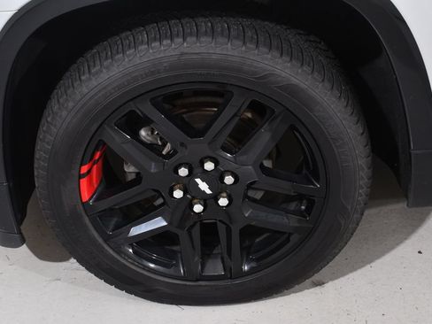Used 2021 Chevrolet Traverse Premier w/ Redline Edition AWD/4WD image 24