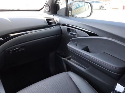 New 2026 Honda Ridgeline Black Edition image 11