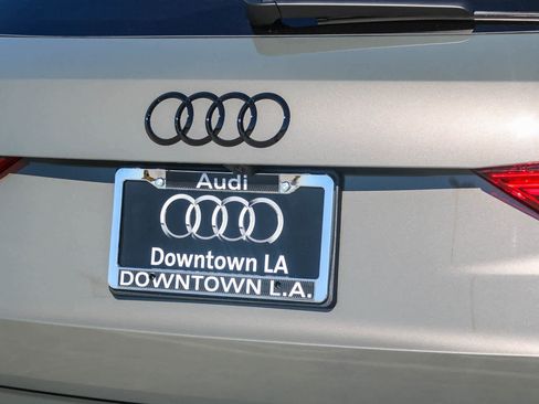 New 2025 Audi Q3 2.0T Premium image 13