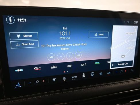 Used 2023 Lincoln Corsair Reserve w/ Equipment Group 201A AWD/4WD image 16