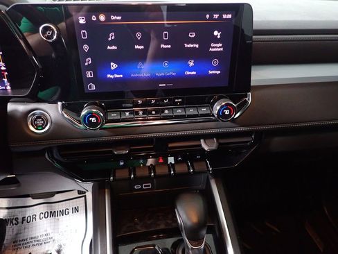 Used 2023 Chevrolet Colorado LT w/ LT Convenience Package AWD/4WD image 26