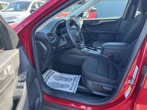 Used 2025 Ford Escape Active image 6