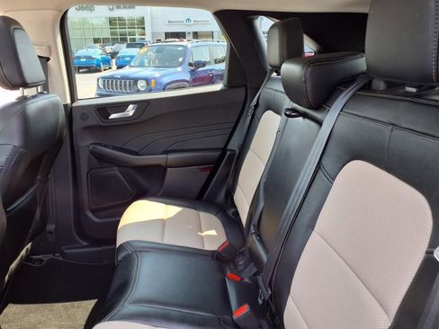 Used 2021 Ford Escape Titanium w/ Titanium Elite Package image 21