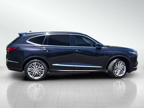 Used 2023 Acura MDX SH-AWD w/ Advance Package image 3