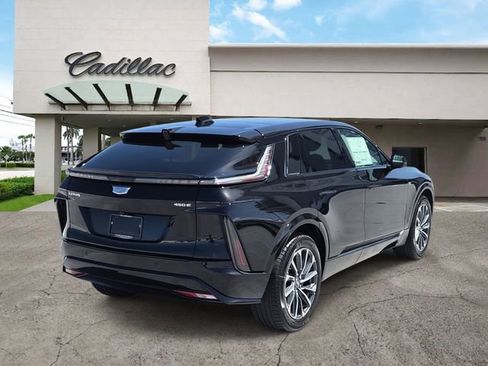 New 2026 Cadillac Lyriq Sport RWD image 5