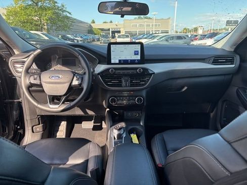 Used 2022 Ford Escape SEL image 19