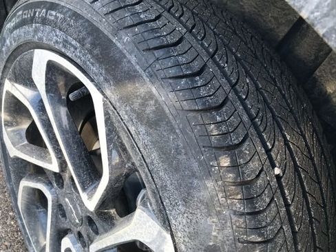 Certified 2024 Chevrolet Trax RS w/ Driver Confidence Package image 12