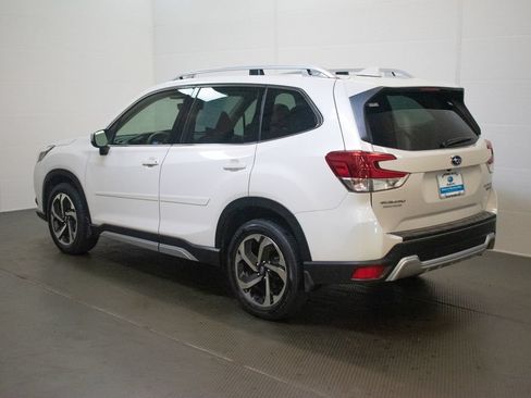 Certified 2023 Subaru Forester Touring w/ Popular Package #2 AWD/4WD image 6