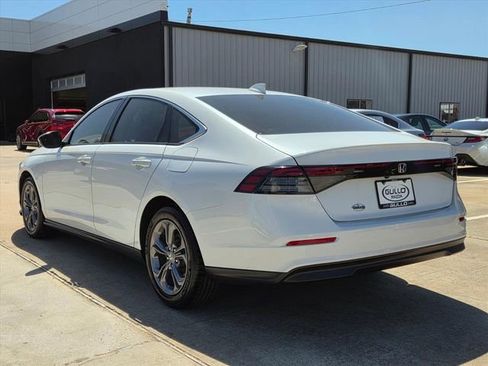 Used 2024 Honda Accord EX image 7