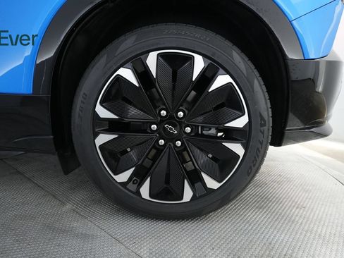 Used 2024 Chevrolet Blazer EV RS AWD/4WD image 9