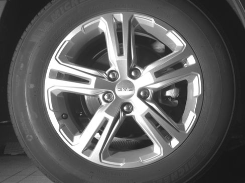 Used 2024 GMC Terrain SLE image 15