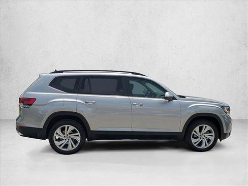 Used 2022 Volkswagen Atlas SE FWD image 4