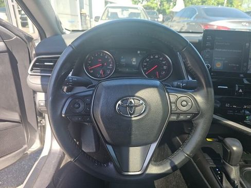 Used 2022 Toyota Camry XSE w/ Navigation Package image 3