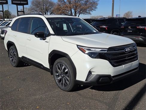 New 2025 Subaru Forester Touring image 5