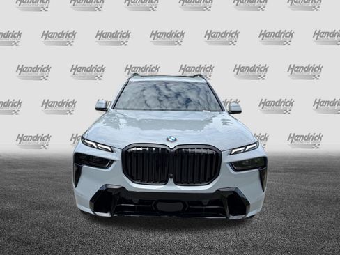 New 2027 BMW X7 xDrive40i w/ M Sport Package AWD/4WD image 3