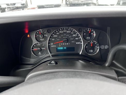 Used 2018 GMC Savana 2500 Extended image 14