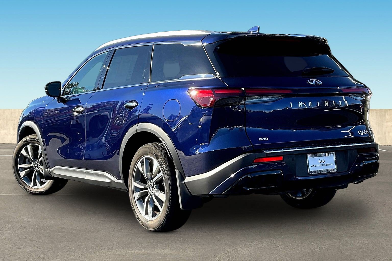 Certified 2023 INFINITI QX60 Luxe w/ Performance Audio Package AWD/4WD image 4