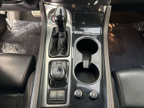 Certified 2023 Nissan Maxima SR w/ Sport Mat Group image 19