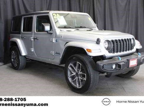 Used 2024 Jeep Wrangler Unlimited AWD/4WD image 1