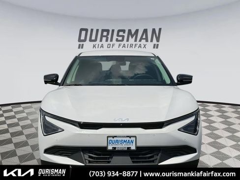 New 2025 Kia EV6 Light w/ Light LR Technology Package image 7