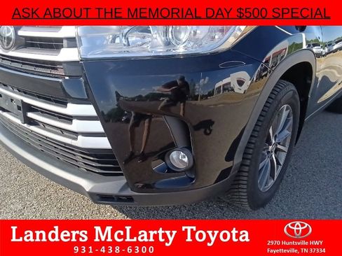 Used 2019 Toyota Highlander XLE AWD/4WD image 9