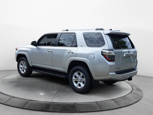 Used 2023 Toyota 4Runner SR5 Premium image 5