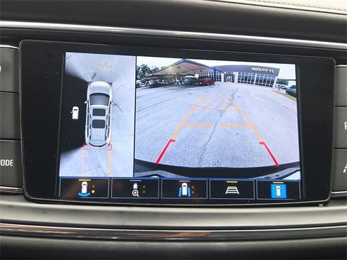 Used 2022 Buick Enclave Avenir w/ Avenir Technology Package image 19