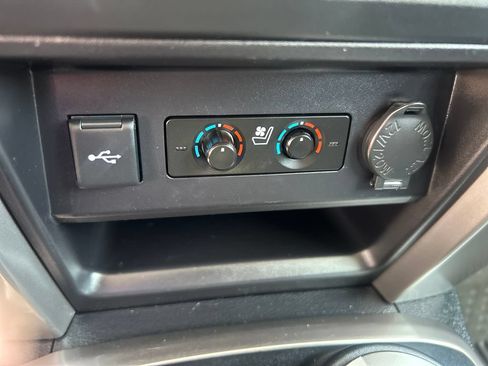 Certified 2020 Toyota 4Runner Limited AWD/4WD image 32