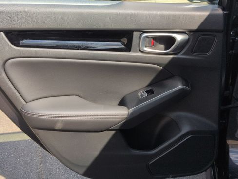 Used 2024 Honda Civic Touring image 30