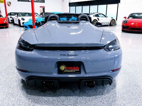 Used 2023 Porsche 718 Boxster Spyder image 13