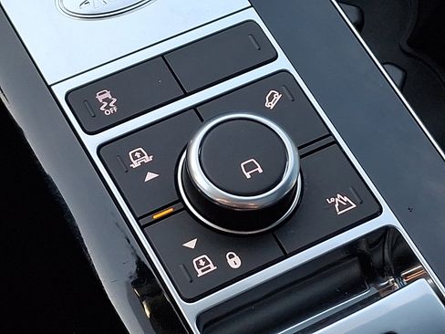 Used 2021 Land Rover Range Rover Westminster Edition image 25