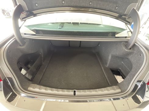 Certified 2025 BMW 330i Sedan w/ Convenience Package image 32