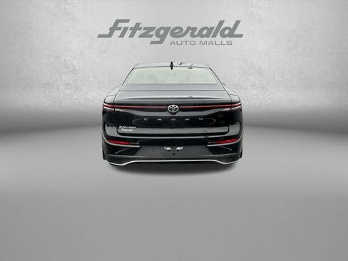 Used 2024 Toyota Crown XLE image 6