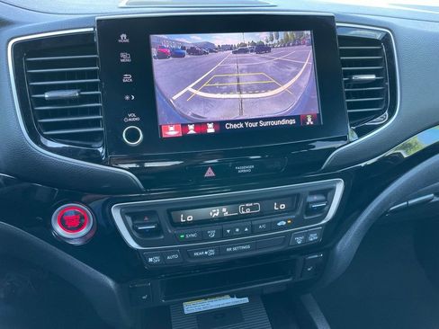 Certified 2023 Honda Ridgeline Black Edition image 15