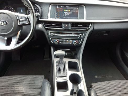 Used 2019 Kia Optima S image 15